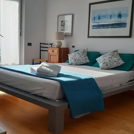 Bed & Breakfast My - Strada Vecchia Del Pinocchio 3/b Ancona