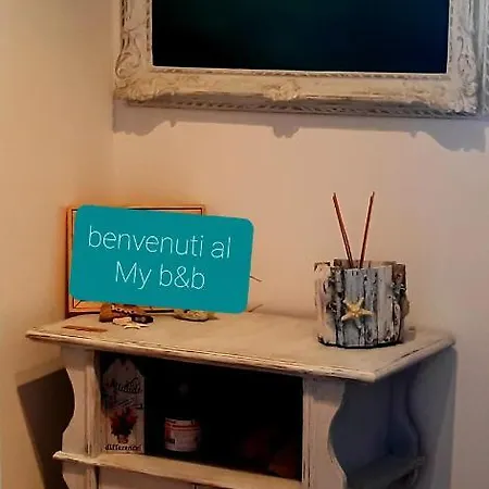 My - Strada Vecchia Del Pinocchio 3/b Bed & Breakfast *